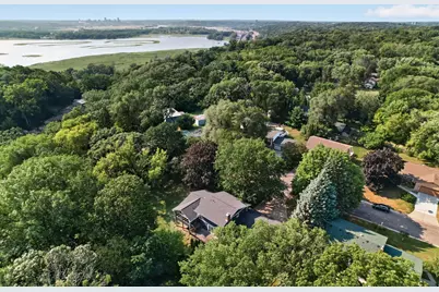2144 Valley View Place, Saint Paul, MN 55119 - Photo 2