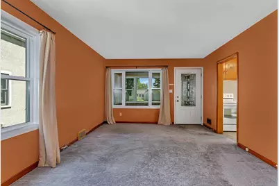 141 19 1/2 Avenue N, Saint Cloud, MN 56303 - Photo 6