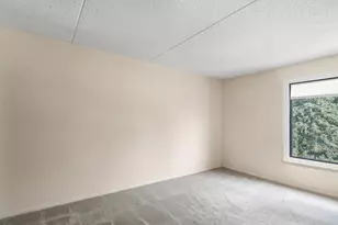 2445 Londin Ln E, Maplewood, MN 55119 - Photo 10