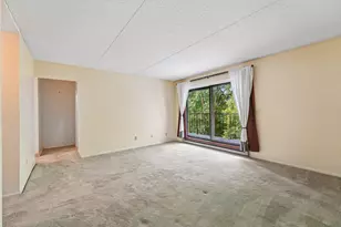 2445 Londin Ln E, Maplewood, MN 55119 - Photo 18
