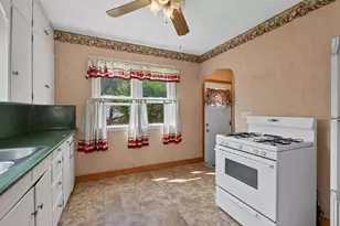 307 E 4th St, Monticello, MN 55362 - Photo 6