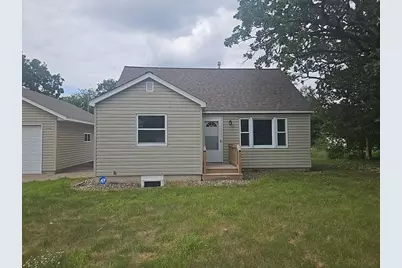 1131 80th Avenue NE, Spring Lake Park, MN 55432 - Photo 2