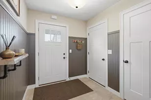 1121 Eulaine Cir, Hammond, WI 54015 - Photo 2