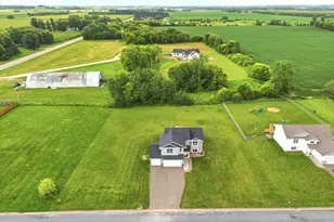 1121 Eulaine Cir, Hammond, WI 54015 - Photo 32