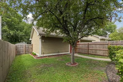 611 Whitall Street, Saint Paul, MN 55130 - Photo 30