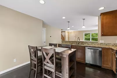 611 Whitall Street, Saint Paul, MN 55130 - Photo 10