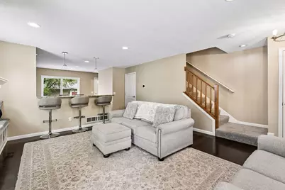 611 Whitall Street, Saint Paul, MN 55130 - Photo 4