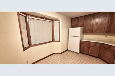 4035 Victoria Street N #219, Shoreview, MN 55126 - Photo 8