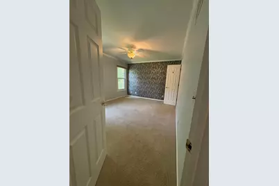 8935 Pine Bluff Court, Eden Prairie, MN 55347 - Photo 6