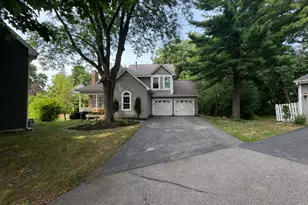8935 Pine Bluff Ct, Eden Prairie, MN 55347 - Photo 1