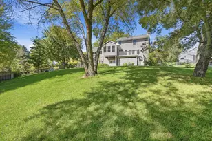 8659 Quinwood Ln N, Maple Grove, MN 55369 - Photo 46