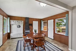 8817 Oakland Ave S, Bloomington, MN 55420 - Photo 6