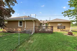 8817 Oakland Ave S, Bloomington, MN 55420 - Photo 26