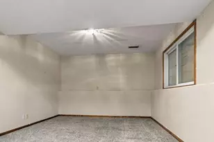 630 Hall Ln, Minneapolis, MN 55411 - Photo 18