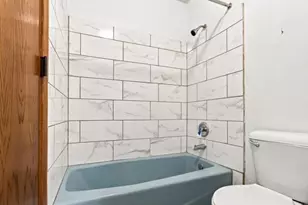 630 Hall Ln, Minneapolis, MN 55411 - Photo 14