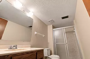 630 Hall Ln, Minneapolis, MN 55411 - Photo 12
