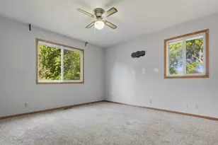 630 Hall Ln, Minneapolis, MN 55411 - Photo 10