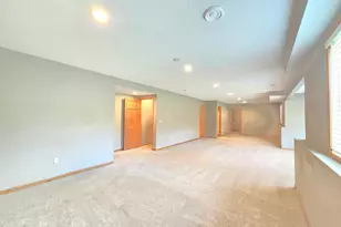 4625 Edinbrook Terrace, Brooklyn Park, MN 55443 - Photo 28