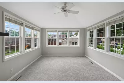 760 Nebraska Avenue E, Saint Paul, MN 55106 - Photo 14