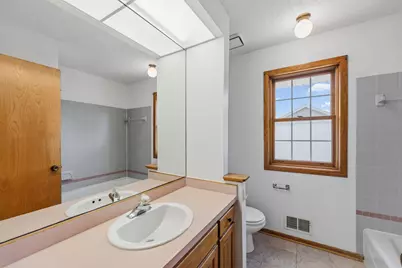8020 Hidden Court, Chanhassen, MN 55317 - Photo 20