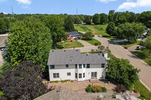 8020 Hidden Ct, Chanhassen, MN 55317 - Photo 30
