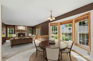 8020 Hidden Ct, Chanhassen, MN 55317 - Photo 10