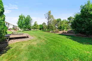 9044 Sequoia Rd, Woodbury, MN 55125 - Photo 54