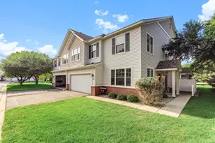 1713 Countryside Dr, Shakopee, MN 55379 - Photo 2