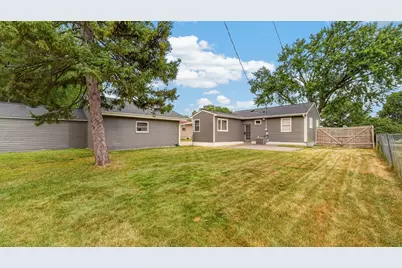 9041 Portland Avenue S, Bloomington, MN 55420 - Photo 8