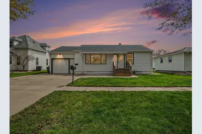 808 N Oakley Street, Luverne, MN 56156 - Photo 1