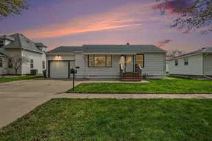 808 N Oakley St, Luverne, MN 56156 - Photo 1