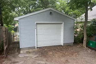 1876 Chelton Ave W, Saint Paul, MN 55104 - Photo 18