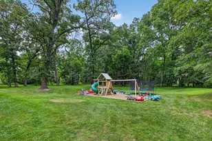 5843 Meadow Dr SE, Rochester, MN 55904 - Photo 40