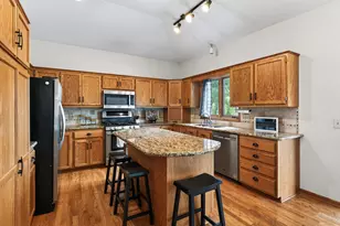 10575 52nd Ave N, Plymouth, MN 55442 - Photo 8