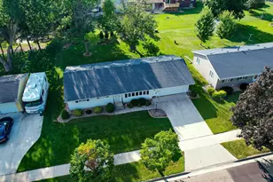 1407 9th St NW, Austin, MN 55912 - Photo 1