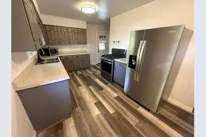 725 6th Street S, Breckenridge, MN 56520 - Photo 2