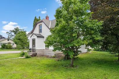 205 Adams Street SE, Hutchinson, MN 55350 - Photo 26