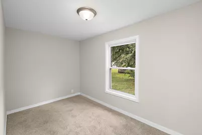 205 Adams Street SE, Hutchinson, MN 55350 - Photo 8