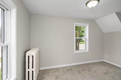 205 Adams Street SE, Hutchinson, MN 55350 - Photo 4