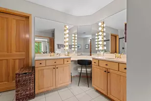 11460 Fairfield Rd W, Minnetonka, MN 55305 - Photo 20