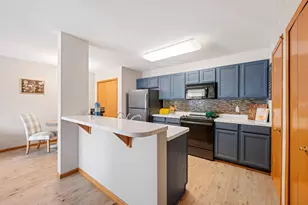 1229 Highpoint Curve, Shakopee, MN 55379 - Photo 8