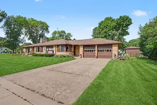 300 5th St NE, Montgomery, MN 56069 - Photo 2
