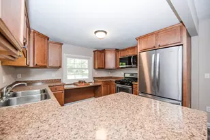 1104 W Lake Dr, Detroit Lakes, MN 56501 - Photo 14