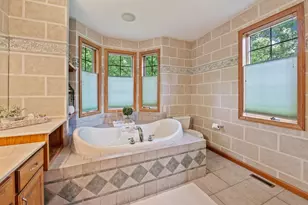 715 Crosby Dr, Hudson, WI 54016 - Photo 18
