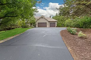 715 Crosby Dr, Hudson, WI 54016 - Photo 1