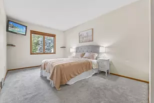 5662 Royal Oaks Dr, Shoreview, MN 55126 - Photo 14