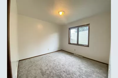 1821 Grandview Avenue, Red Wing, MN 55066 - Photo 6