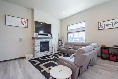 4887 Hampton Circle S, Moorhead, MN 56560 - Photo 10