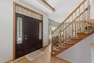 5005 Scenic Oak Dr SW, Rochester, MN 55902 - Photo 2