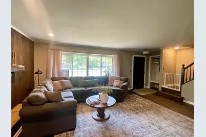 1004 63rd Avenue N, Moorhead, MN 56560 - Photo 2